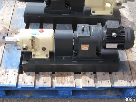 SSP lobe pump model AP100/BS, with 316 st.stl contact parts